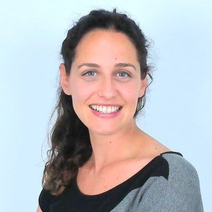 Angela Plaza